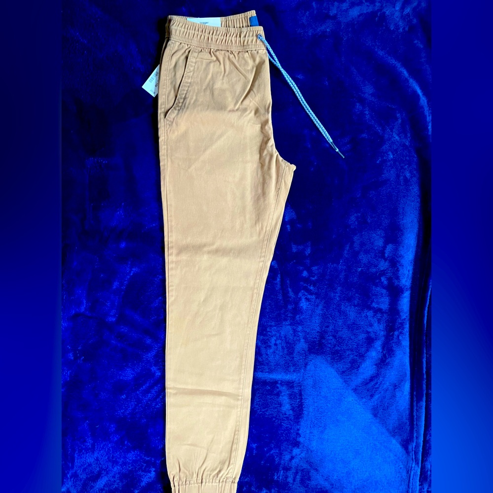 Aeropostale khaki pants